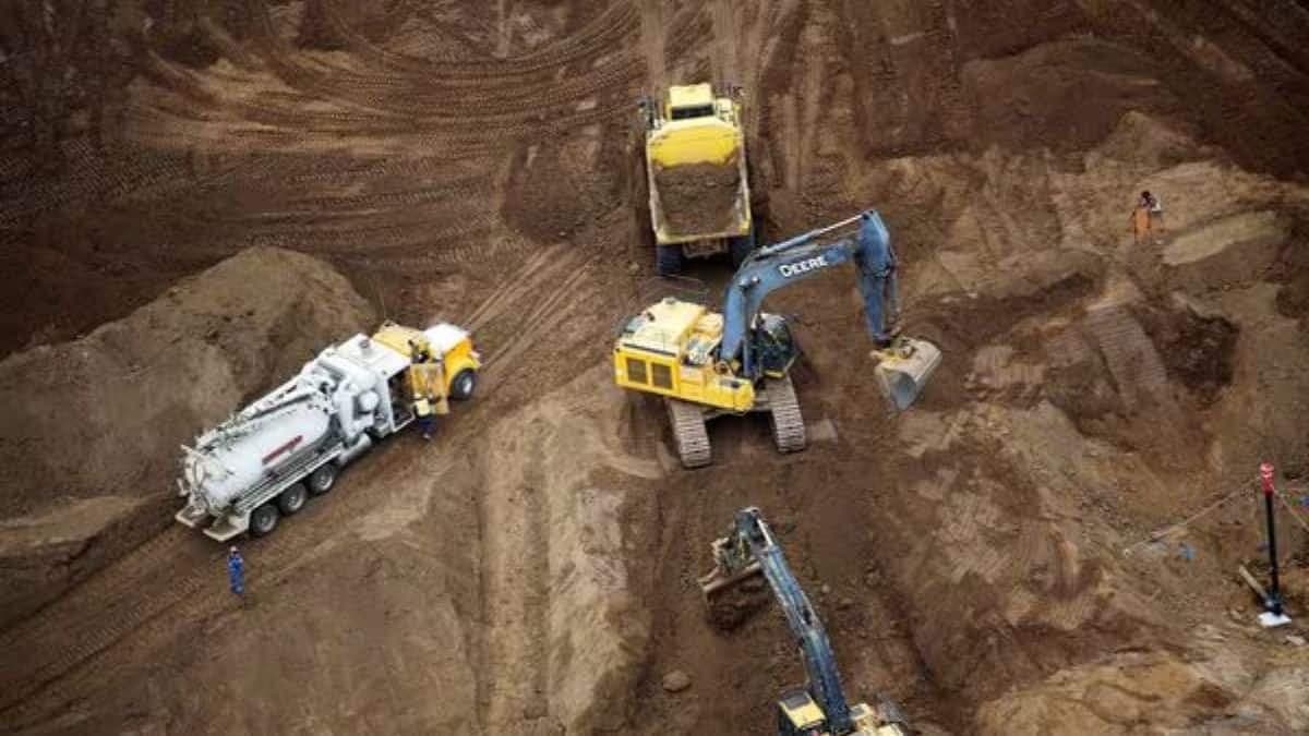 Australia considers minerals price floor to counter China dominance