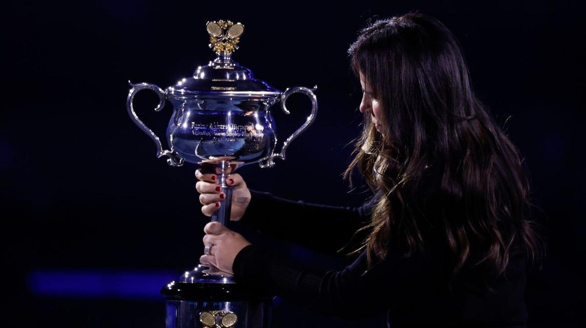 Jennifer Capriati Makes Rare Public Return at Australian Open